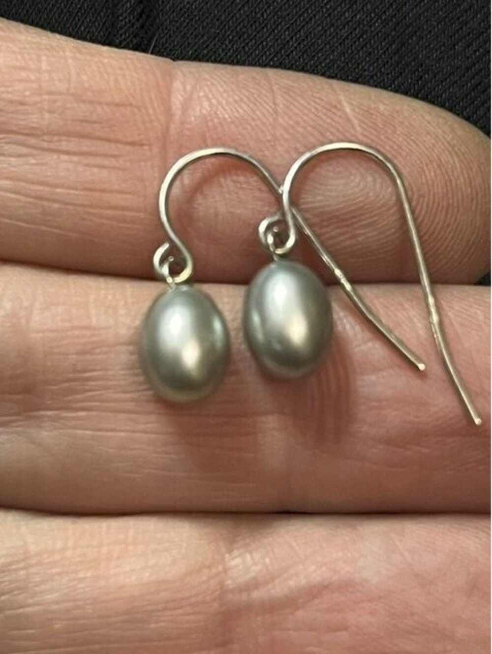 B6415 HONORA Sterling Silver Dangle Drop Earrings Small Oval Grey Freshwater